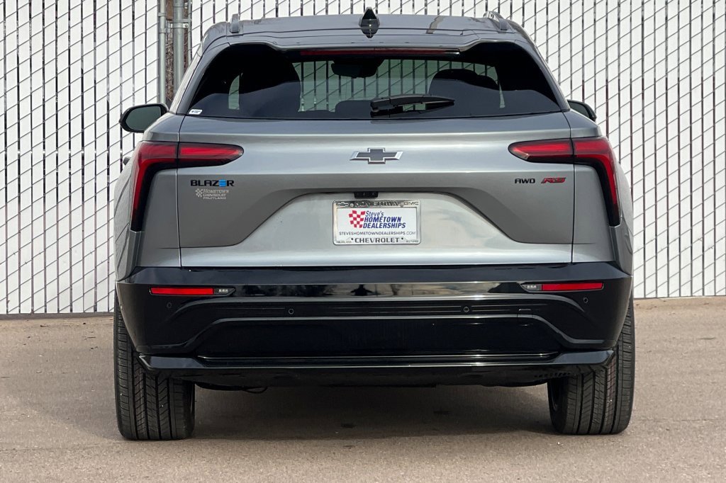 New 2026 Chevrolet Blazer EV RS w/ Super Cruise Package image 5
