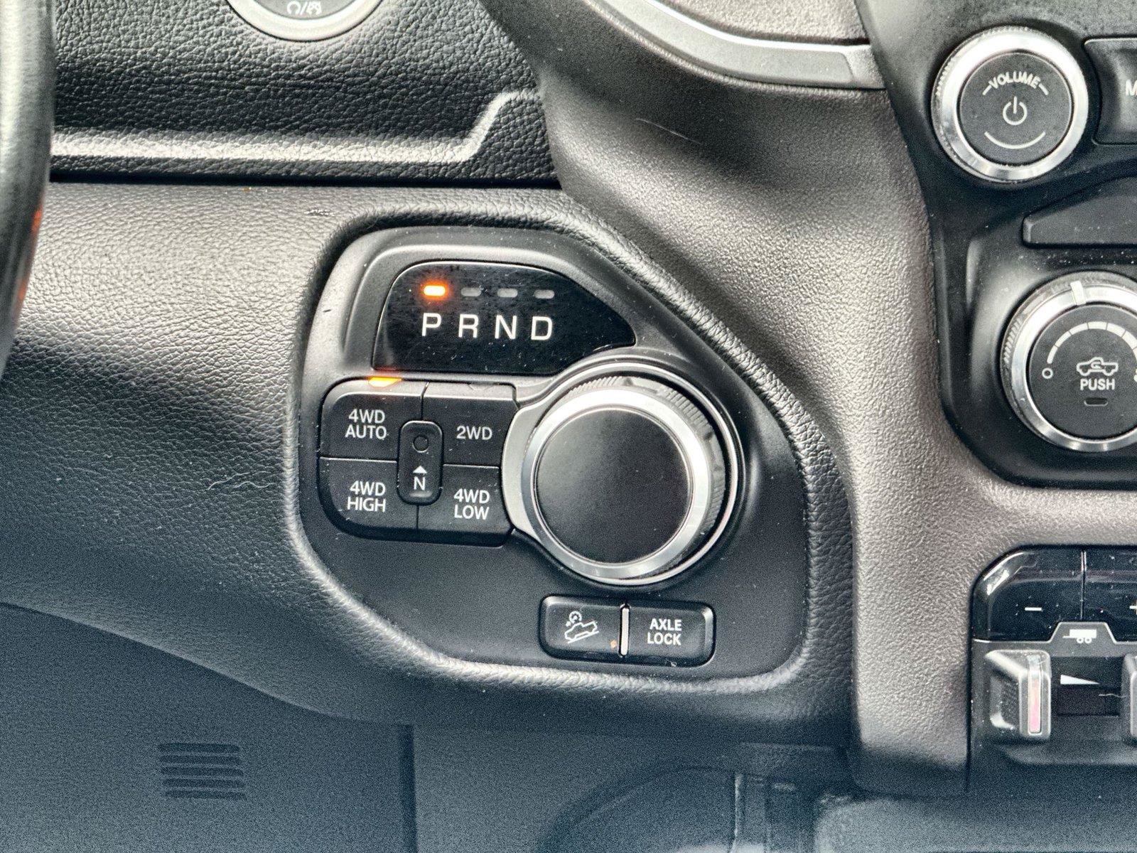 Used 2019 RAM 1500 Big Horn AWD/4WD image 27
