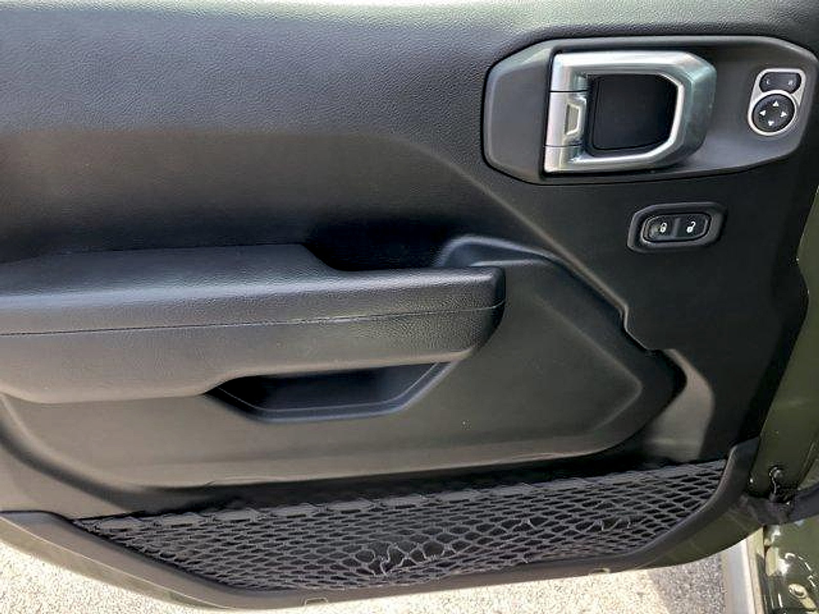 Used 2022 Jeep Wrangler Unlimited Sport AWD/4WD image 22