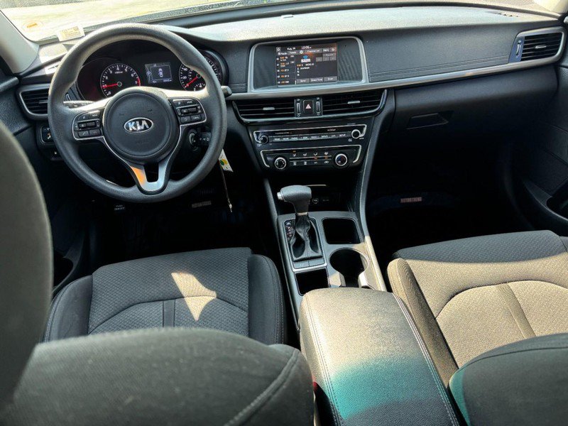 Used 2018 Kia Optima LX FWD image 11