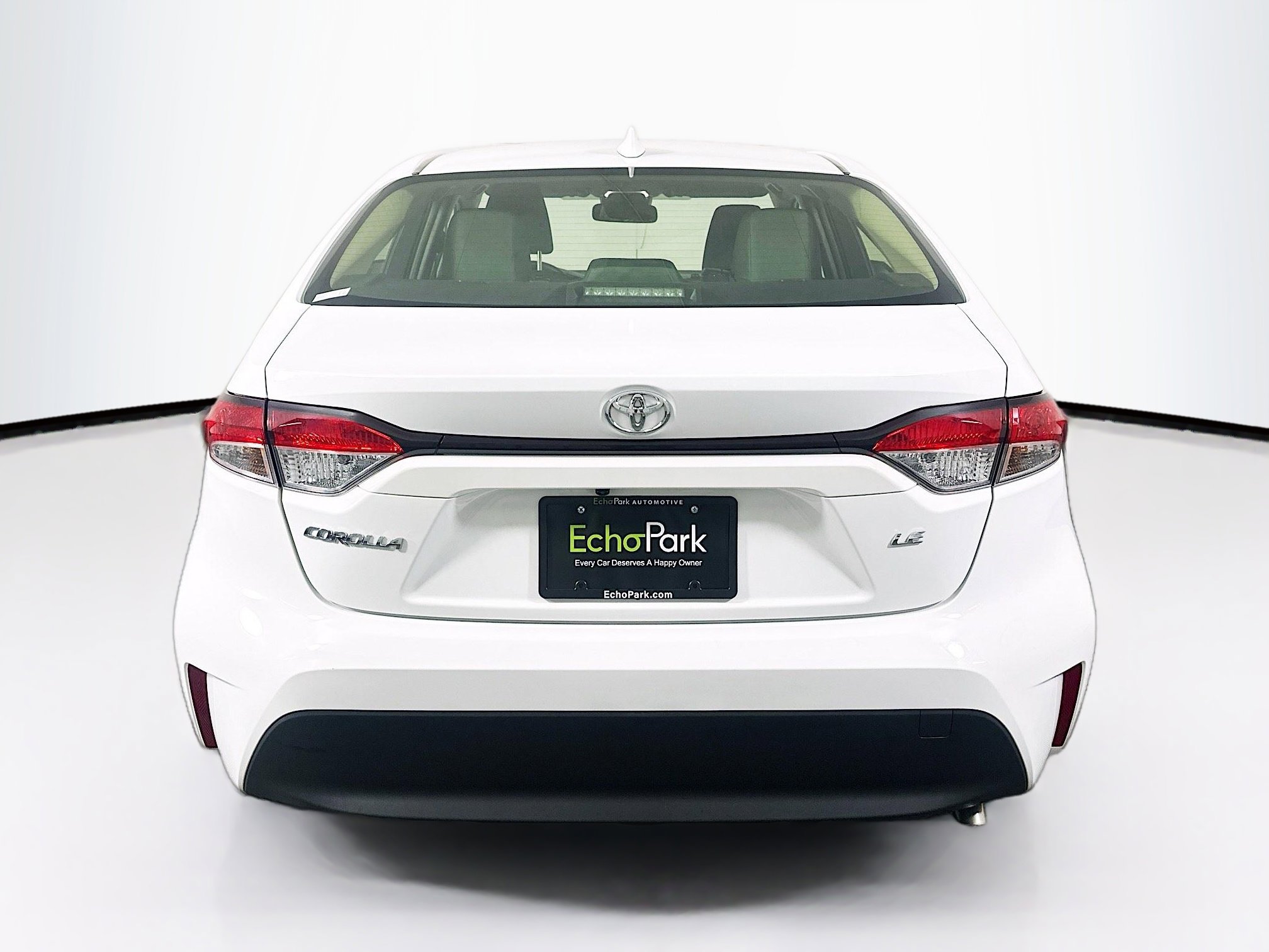 Used 2023 Toyota Corolla LE w/ Carpet Mat Package (TMS) image 7