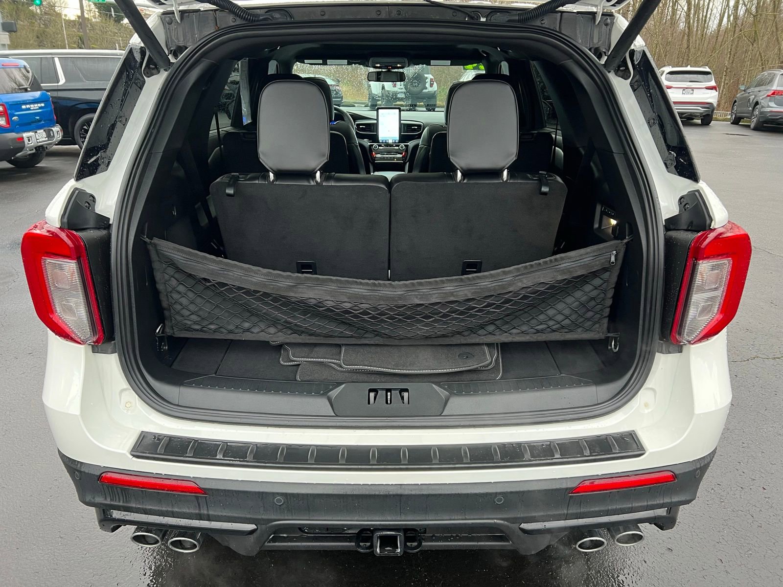 Used 2024 Ford Explorer ST w/ Technology Package image 7