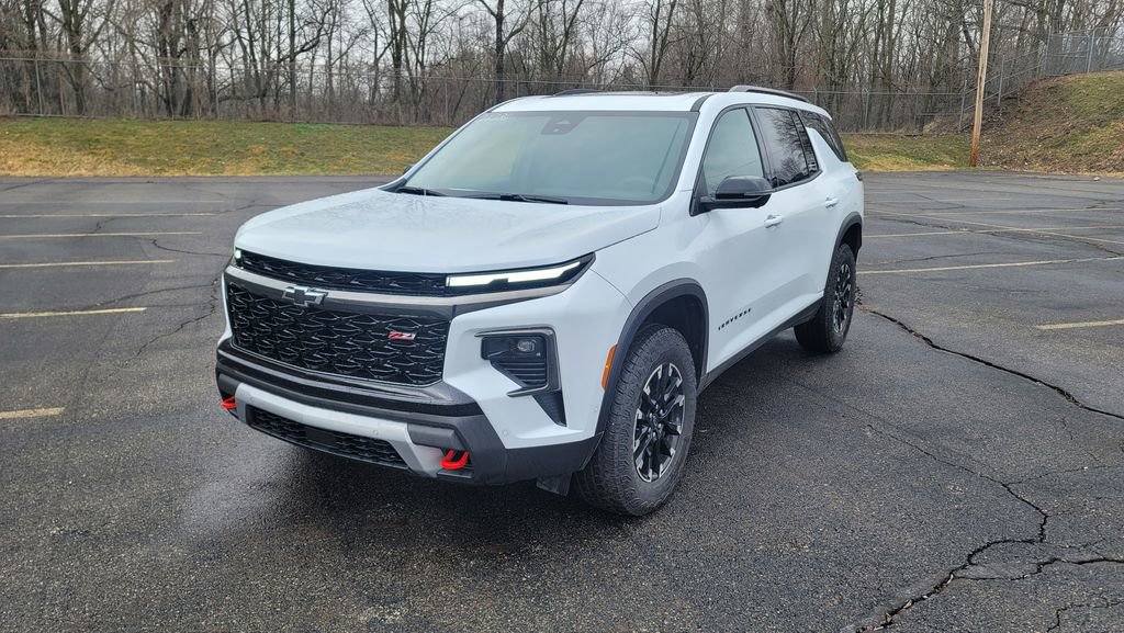 New 2026 Chevrolet Traverse Z71 w/ Enhanced Driving Package image 5