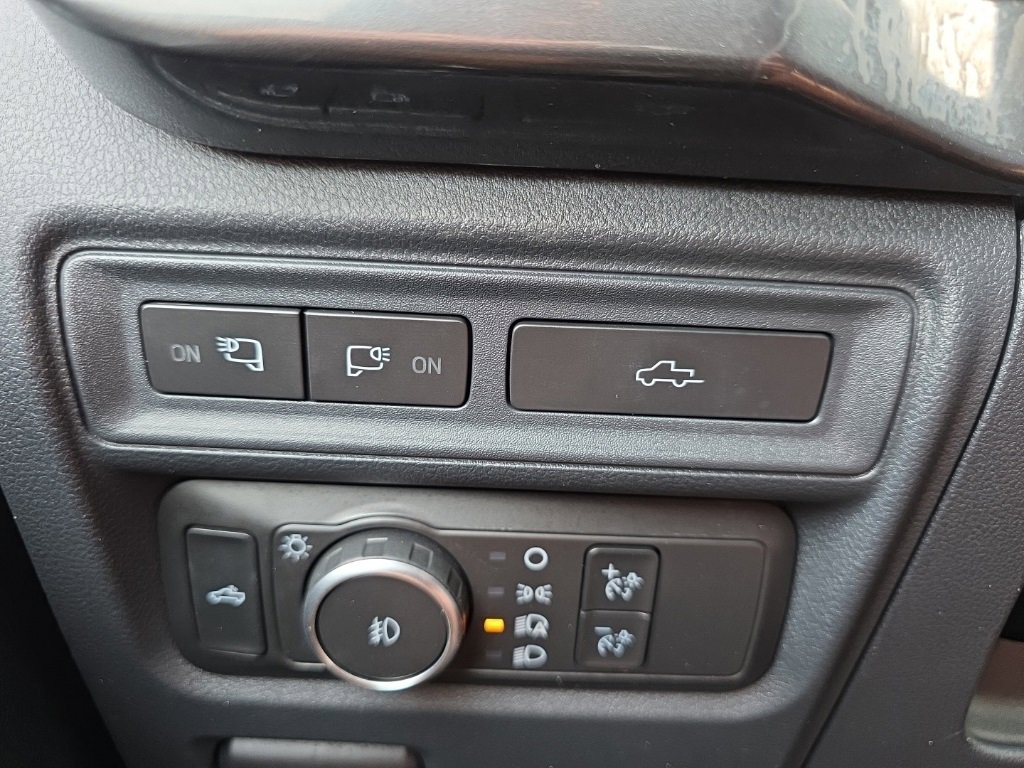Used 2022 Ford F150 XLT w/ Equipment Group 302A High image 33