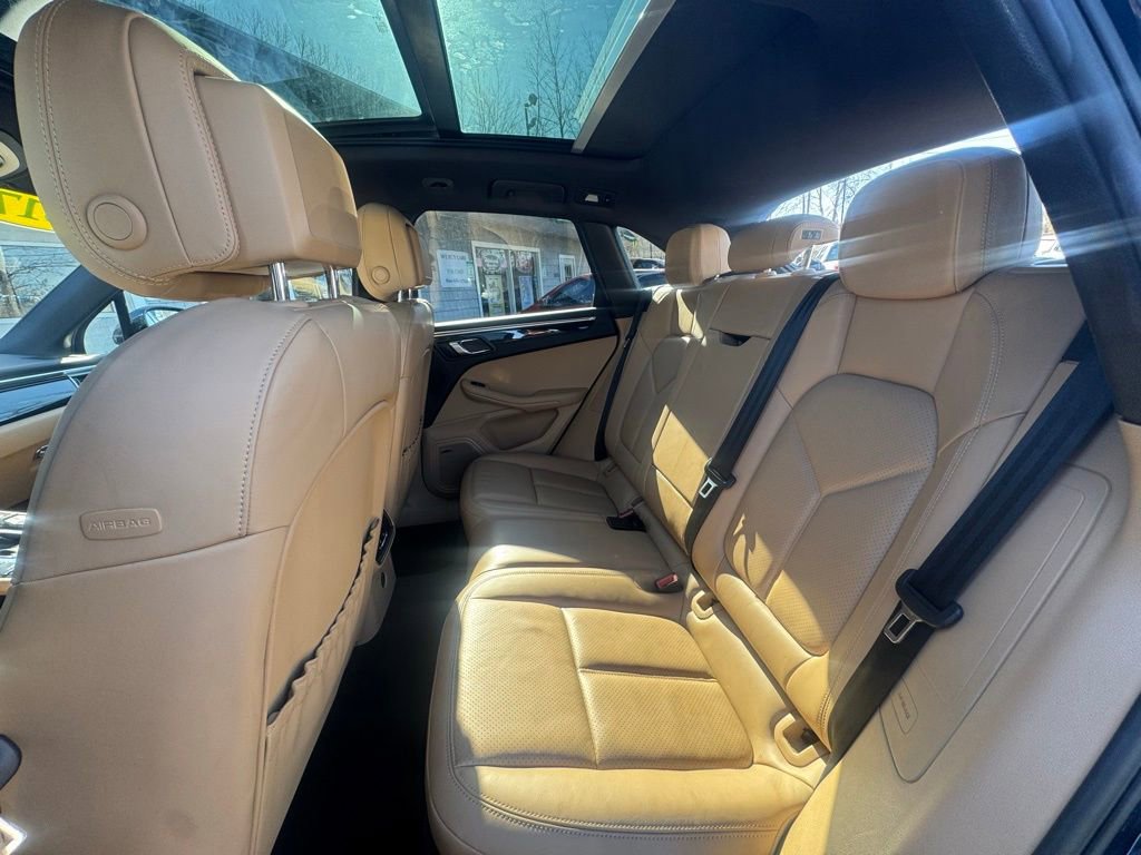 Used 2017 Porsche Macan S image 36