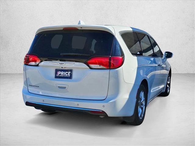 Used 2019 Chrysler Pacifica Touring Plus w/ Tire & Wheel Group image 5