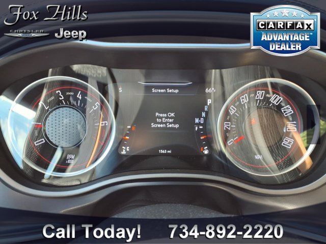 Certified 2021 Dodge Challenger SXT w/ Plus Package RWD image 18