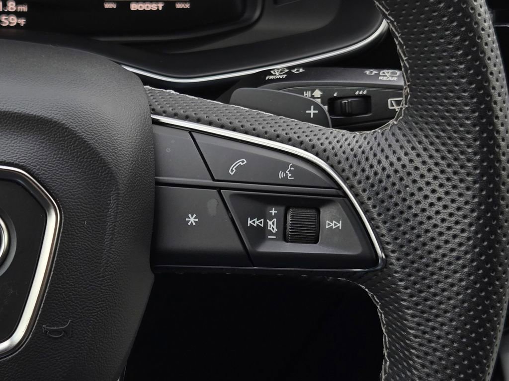 Used 2024 Audi SQ8 Premium Plus w/ Executive Package image 23