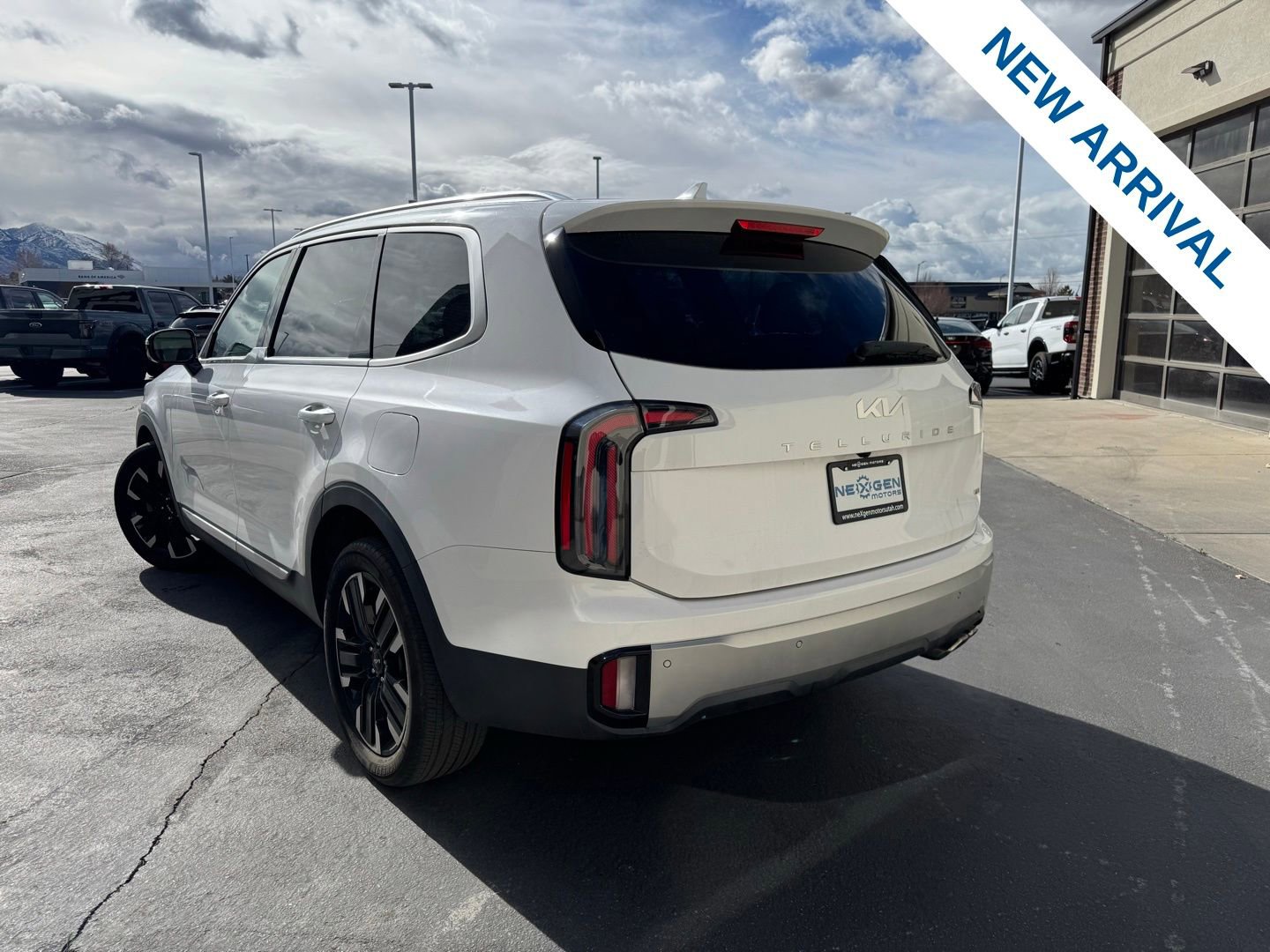 Used 2023 Kia Telluride SX image 5