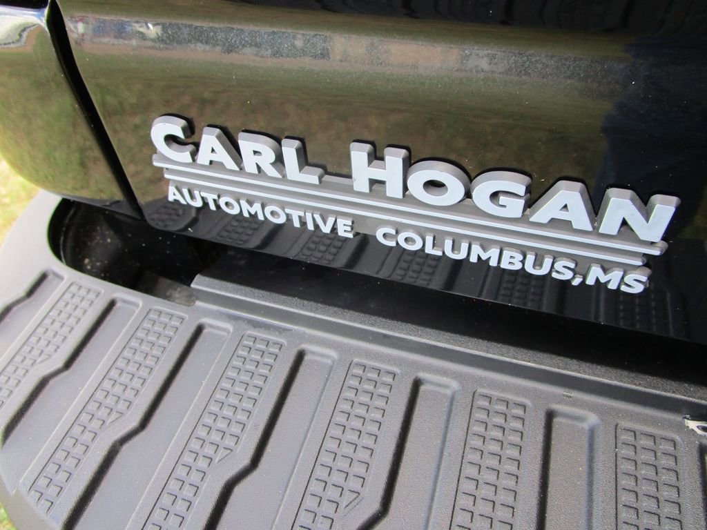 Used 2024 GMC Sierra 2500 AT4 w/ AT4 Premium Plus Package image 10