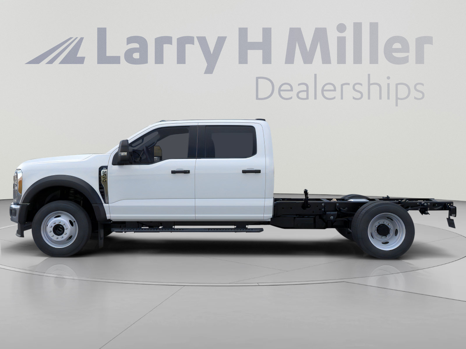 New 2026 Ford F450 XL w/ XL Chrome Package AWD/4WD image 3
