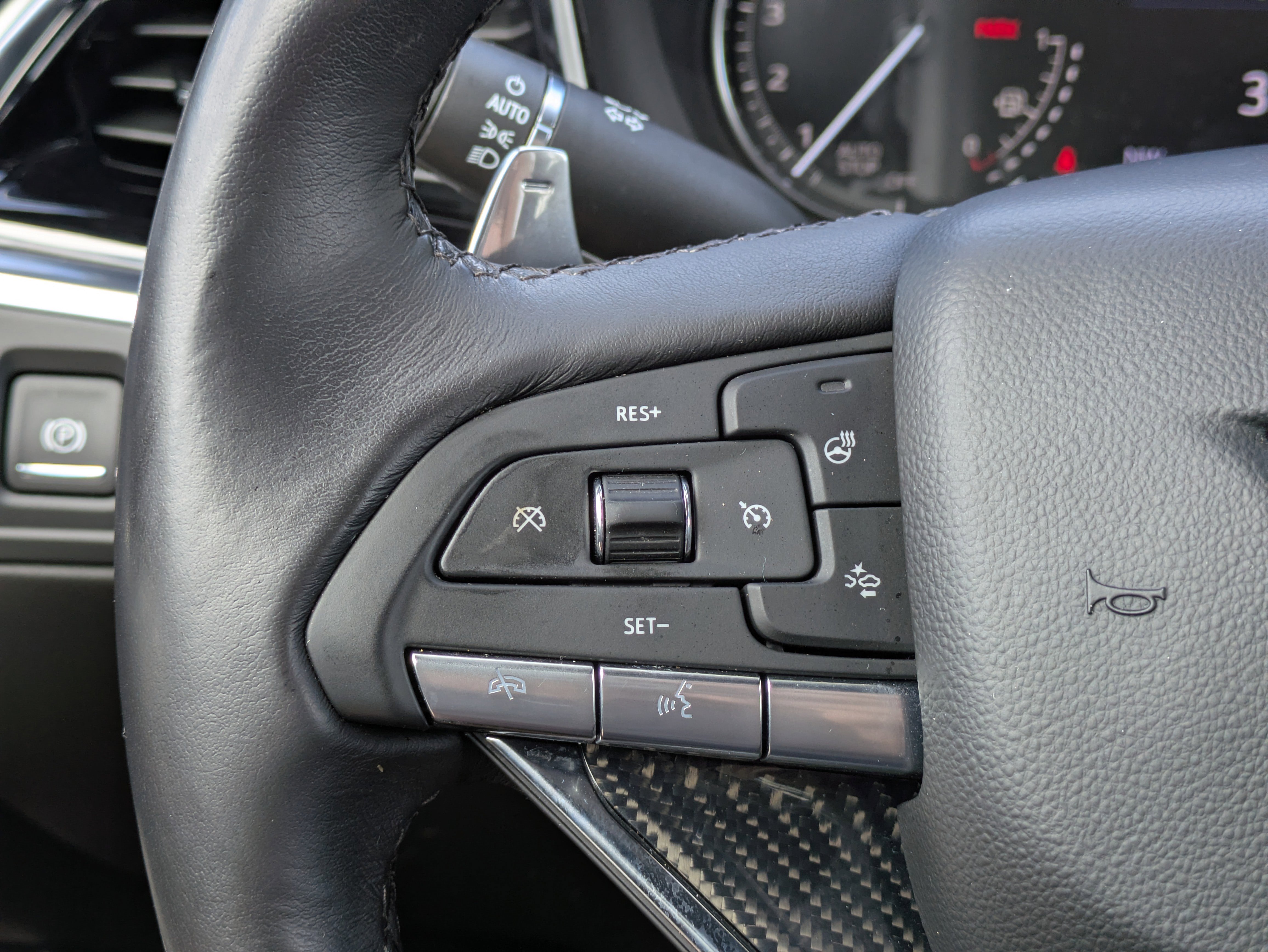 Certified 2024 Cadillac XT6 Sport w/ LPO, Floor Liner Package image 22