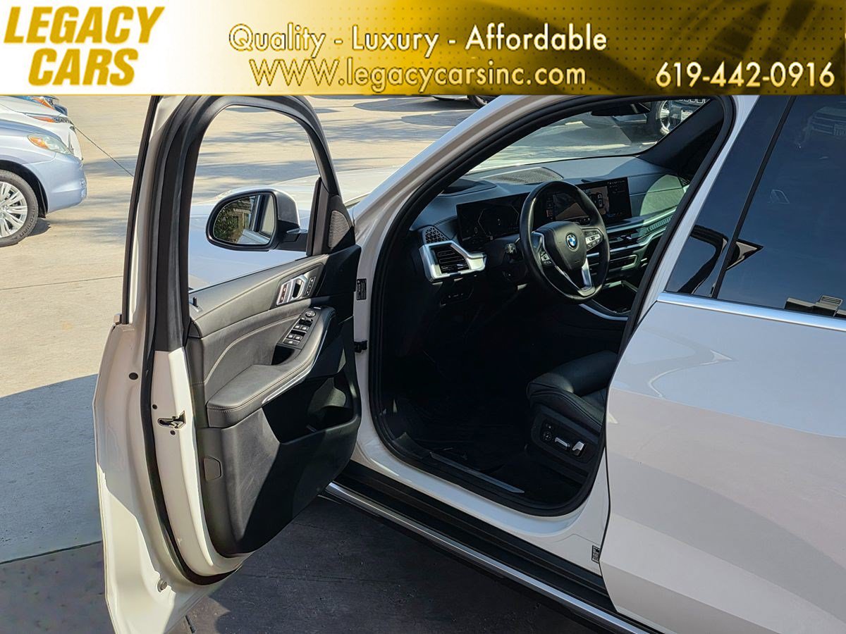 Used 2024 BMW X5 xDrive40i w/ Parking Assistance Package AWD/4WD image 47