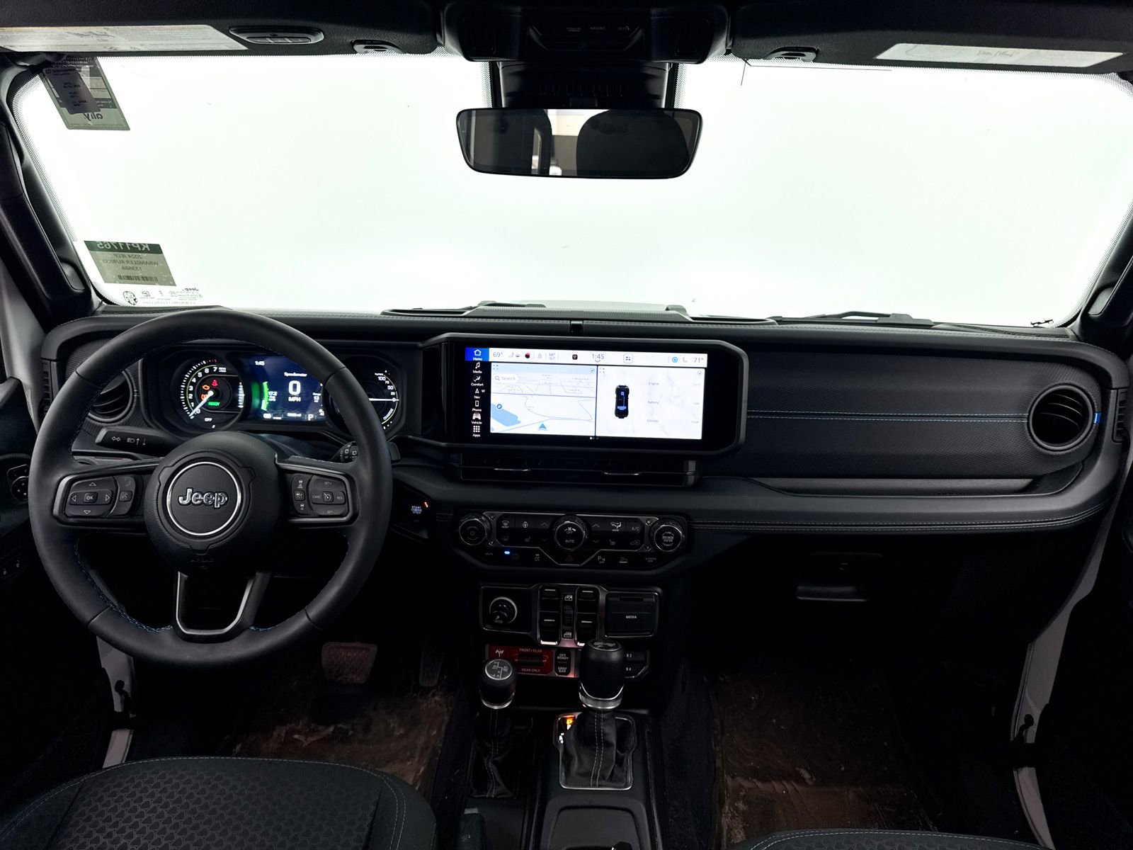 Used 2024 Jeep Wrangler Unlimited Rubicon 4xe w/ Capability Package image 19