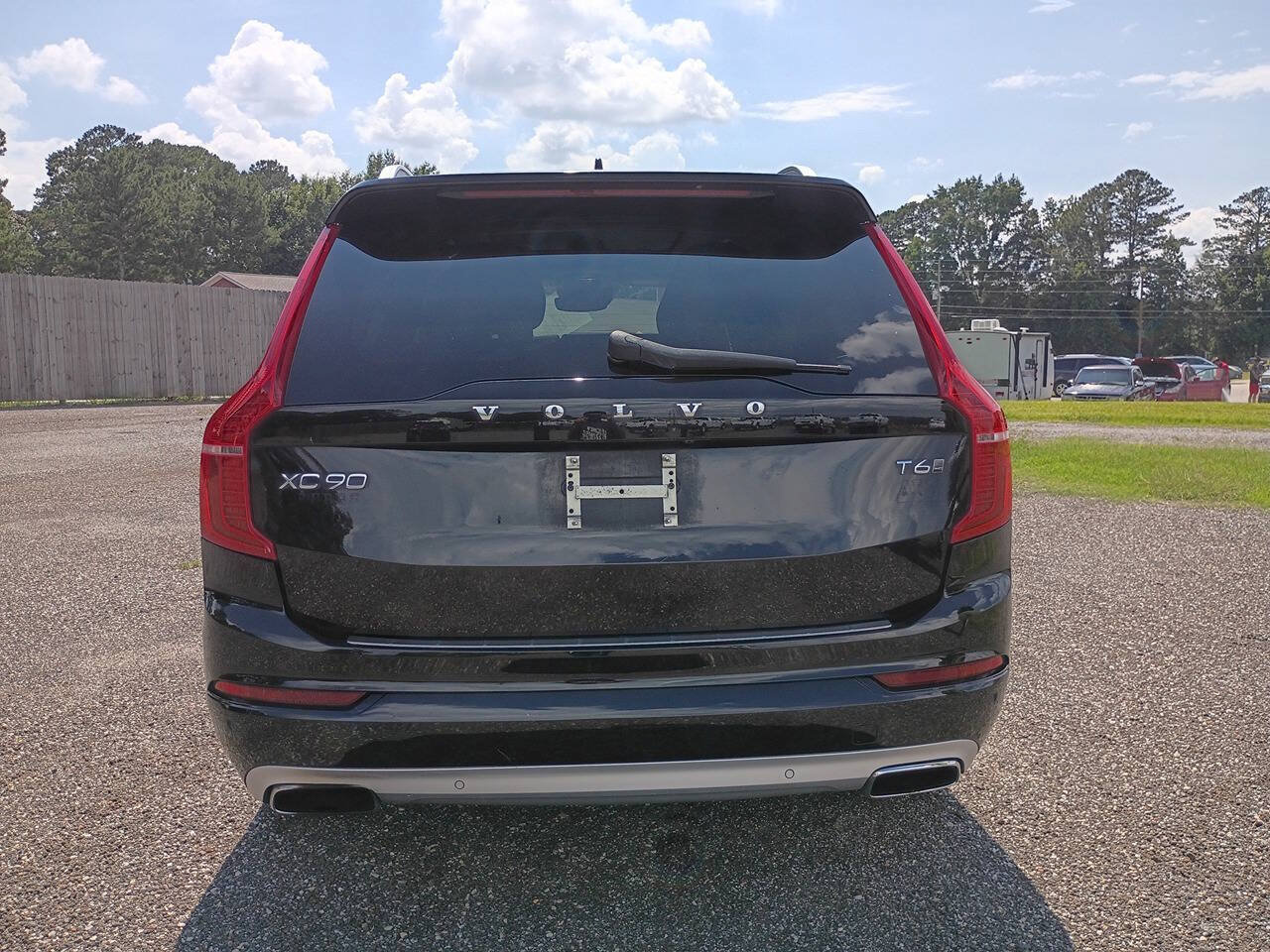 Used 2017 Volvo XC90 T6 Momentum w/ Vision Package AWD/4WD image 6