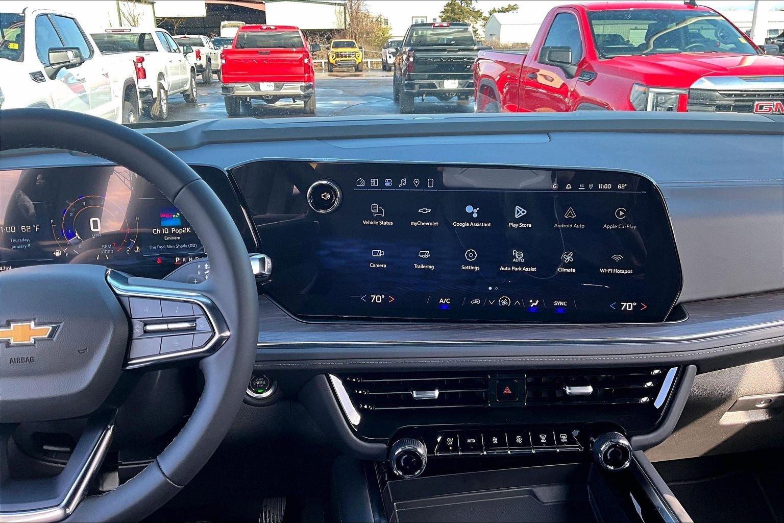 New 2026 Chevrolet Suburban LS image 7