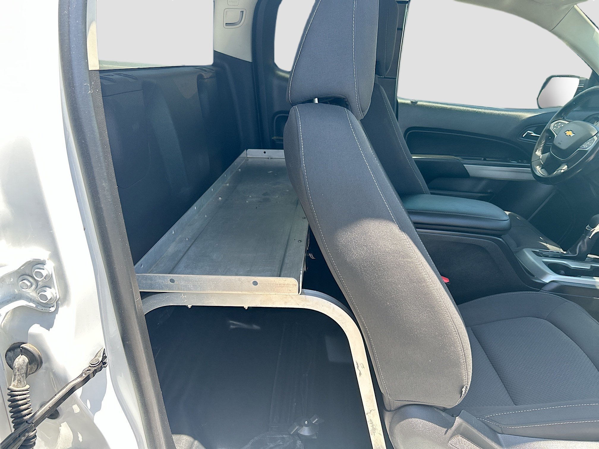 Used 2022 Chevrolet Colorado LT w/ Fleet Safety Package RWD image 26
