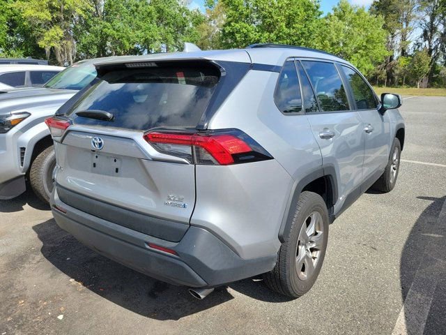 Used 2024 Toyota RAV4 XLE image 4