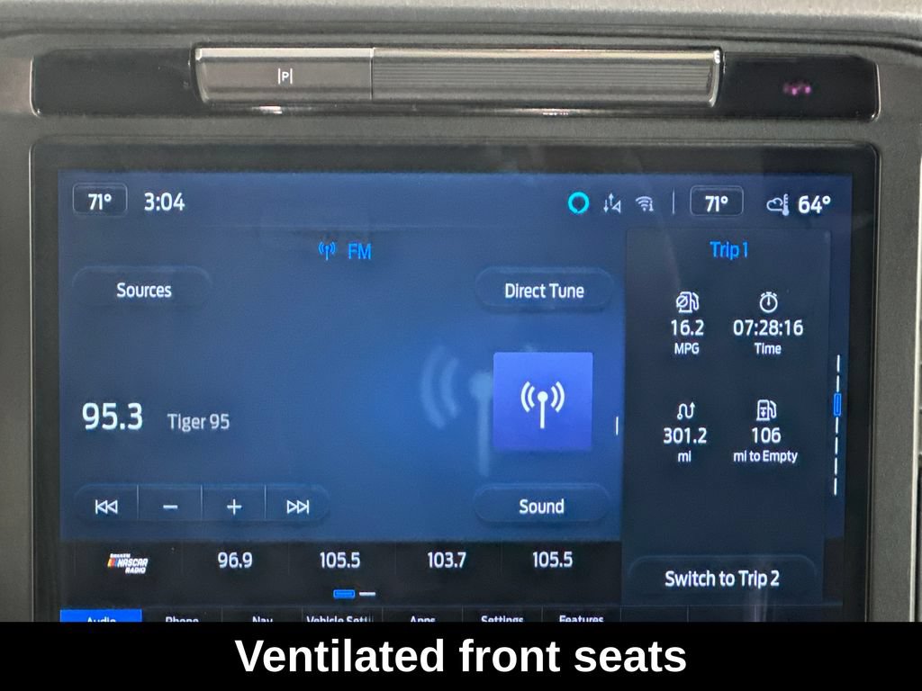 Used 2025 Ford F150 Lariat w/ Equipment Group 502A High AWD/4WD image 21