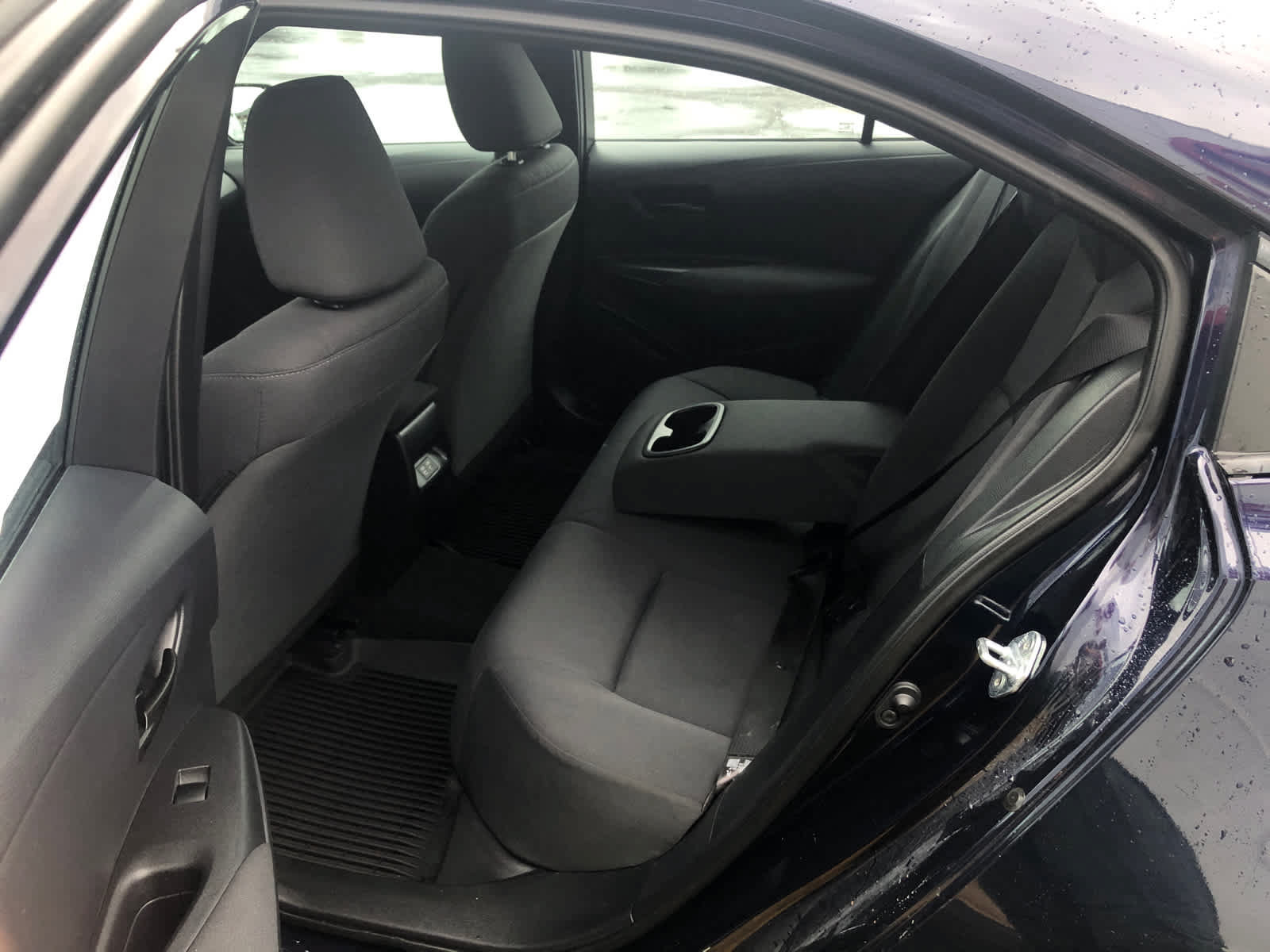 Used 2025 Toyota Corolla LE FWD image 17