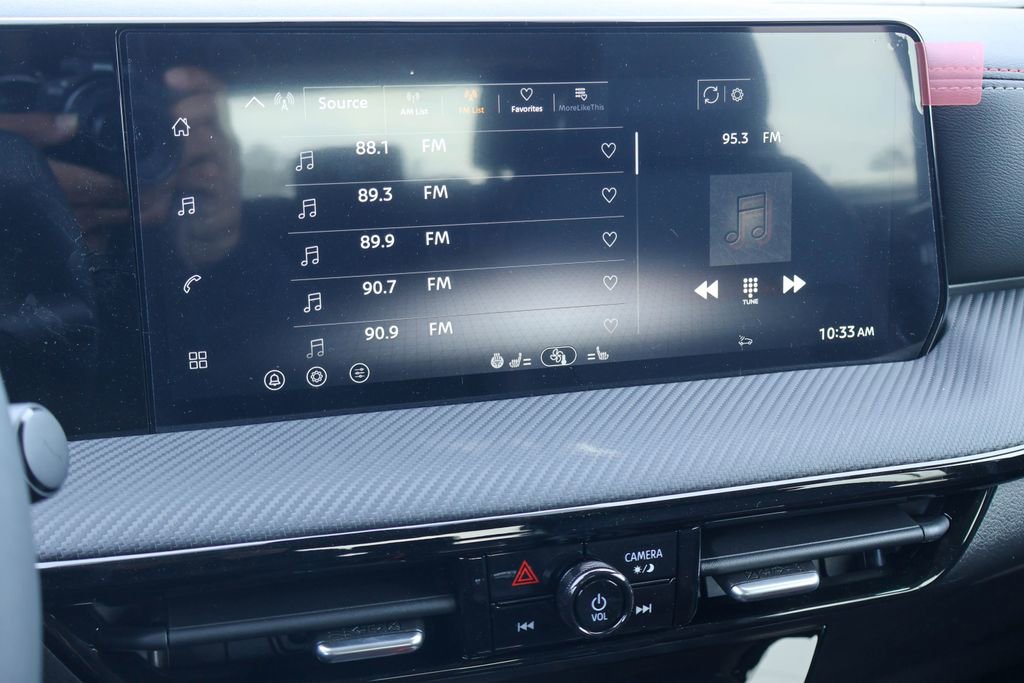 New 2026 Nissan Kicks SR w/ SR Premium Package image 4