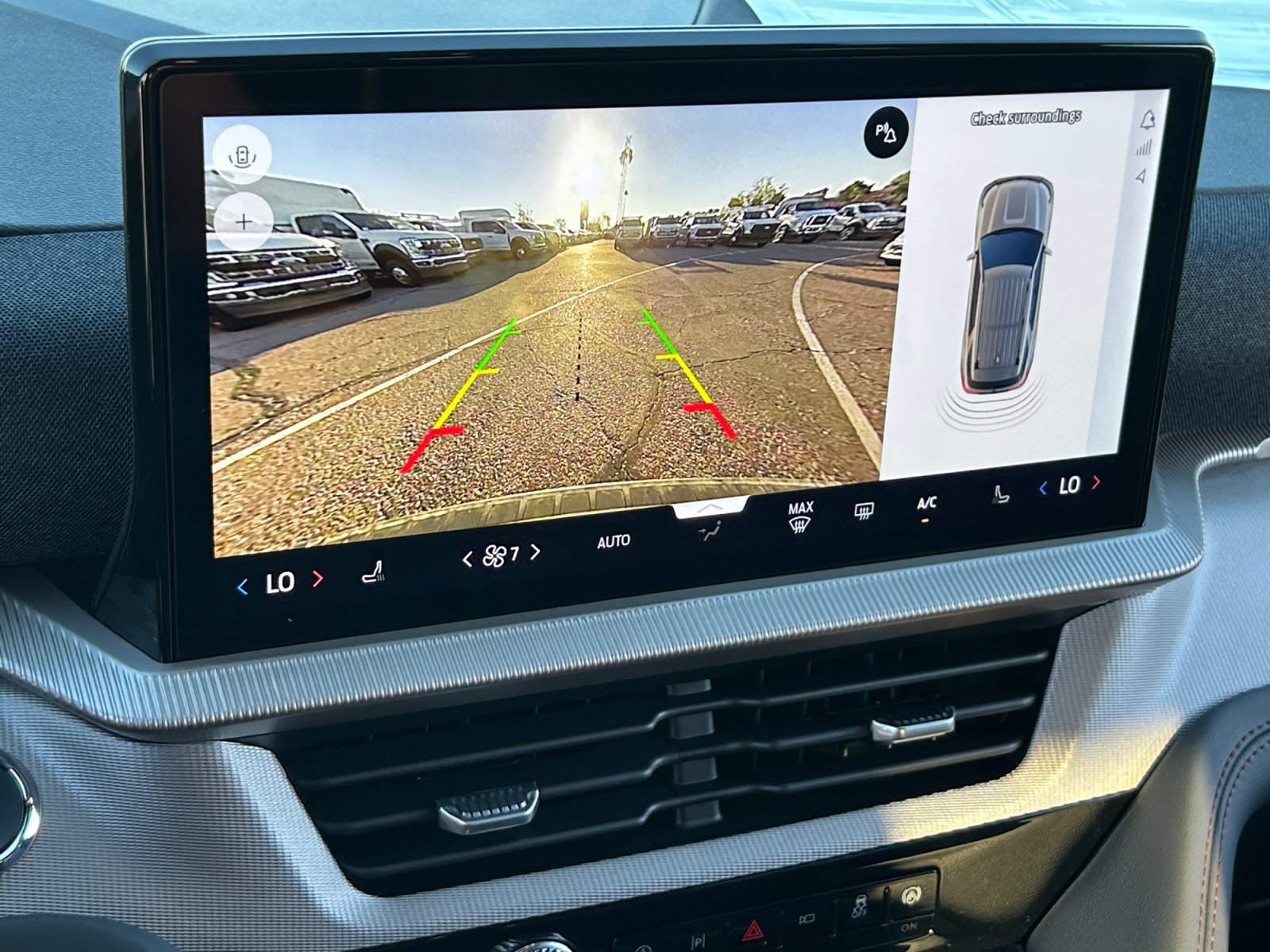 New 2027 Ford Explorer Active RWD image 29