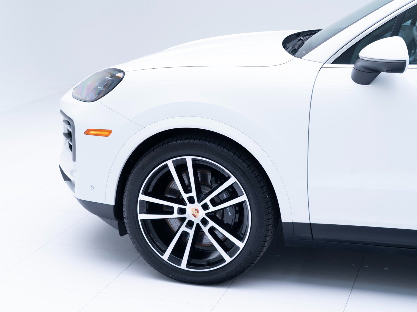 Certified 2025 Porsche Cayenne S image 11