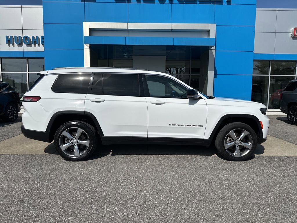 Used 2022 Jeep Grand Cherokee L Limited image 3