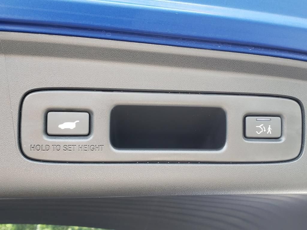 Certified 2025 Acura ADX A-Spec AWD/4WD image 9