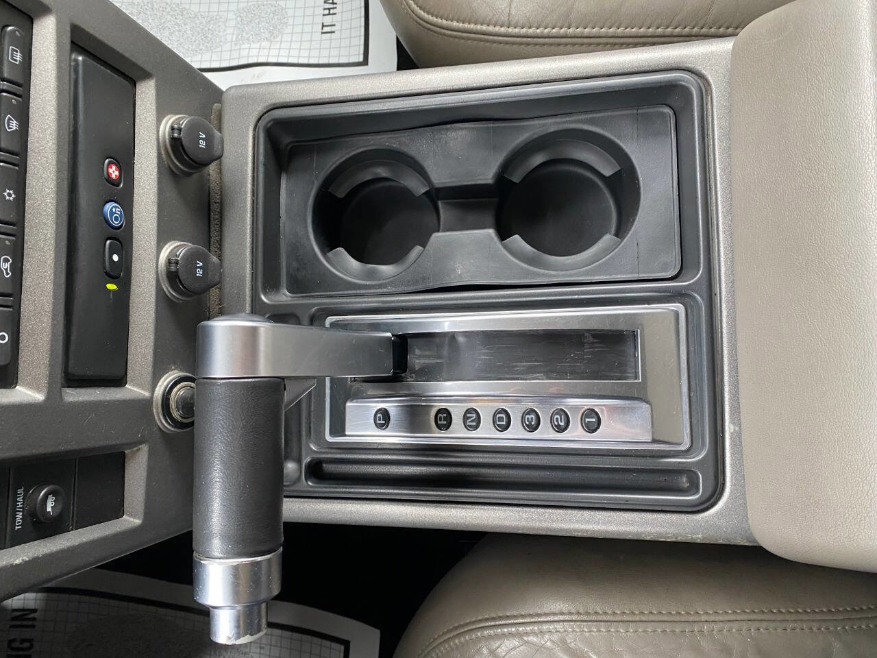 Used 2003 HUMMER H2 w/ Preferred Equipment Group image 17