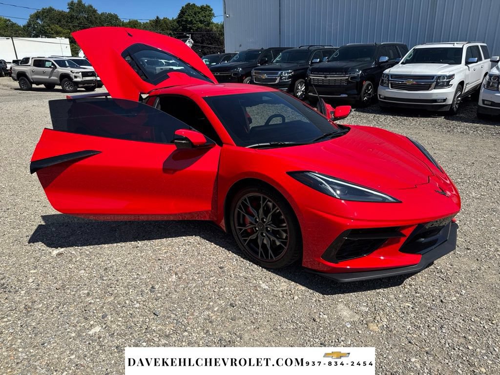 Used 2026 Chevrolet Corvette Stingray Coupe w/ Z51 Performance Package RWD image 26