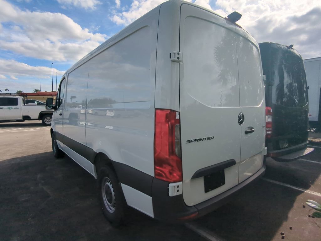 Used 2025 Mercedes-Benz Sprinter 2500 image 15