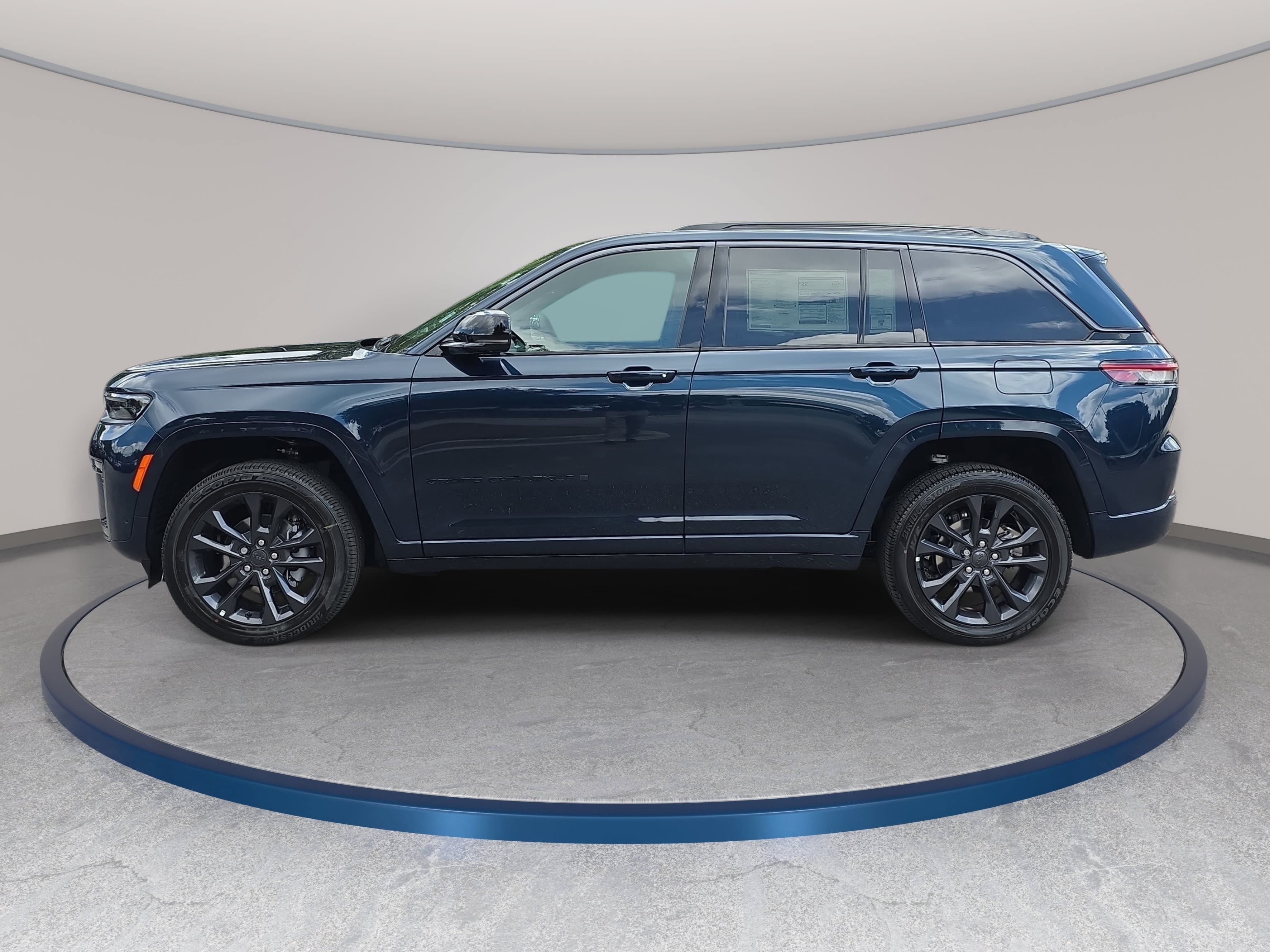 New 2026 Jeep Grand Cherokee Limited AWD/4WD image 8
