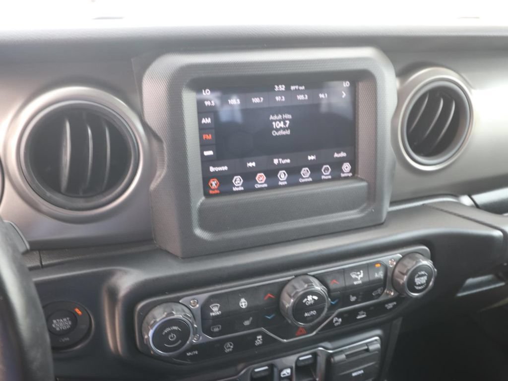 Used 2022 Jeep Gladiator Sport AWD/4WD image 21