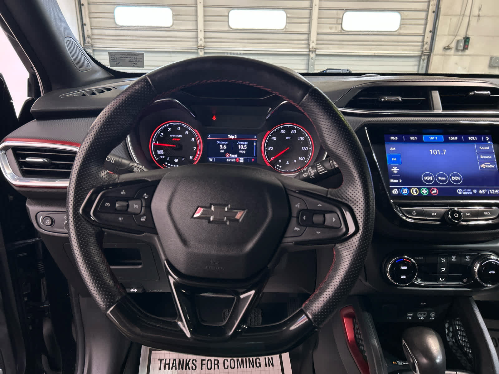 Used 2022 Chevrolet TrailBlazer RS w/ Sun and Liftgate Package AWD/4WD image 8