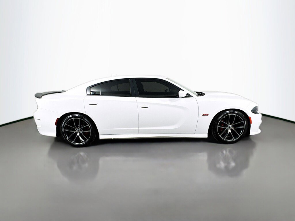 Used 2017 Dodge Charger R/T Scat Pack w/ Beats Audio Group image 6