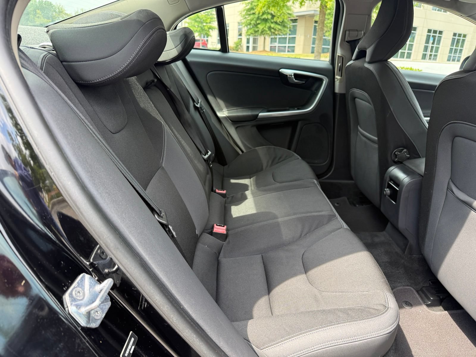 Used 2014 Volvo S60 T5 FWD image 38
