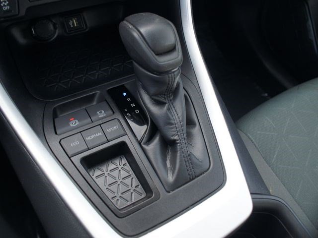 Used 2024 Toyota RAV4 XLE image 10