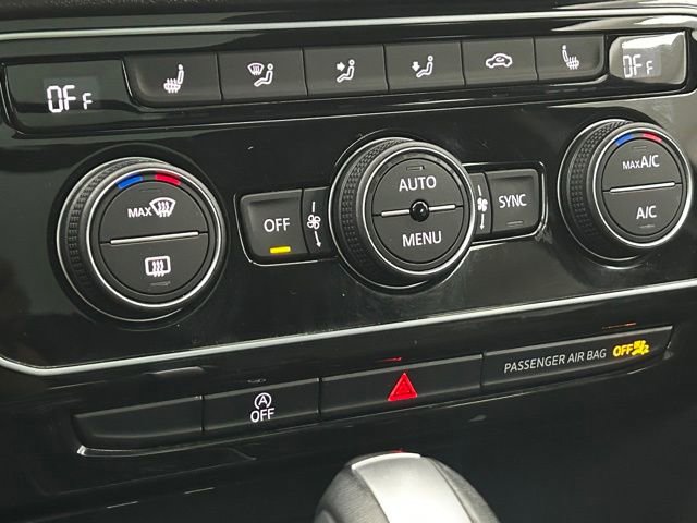 Used 2023 Volkswagen Atlas Cross Sport SEL image 28