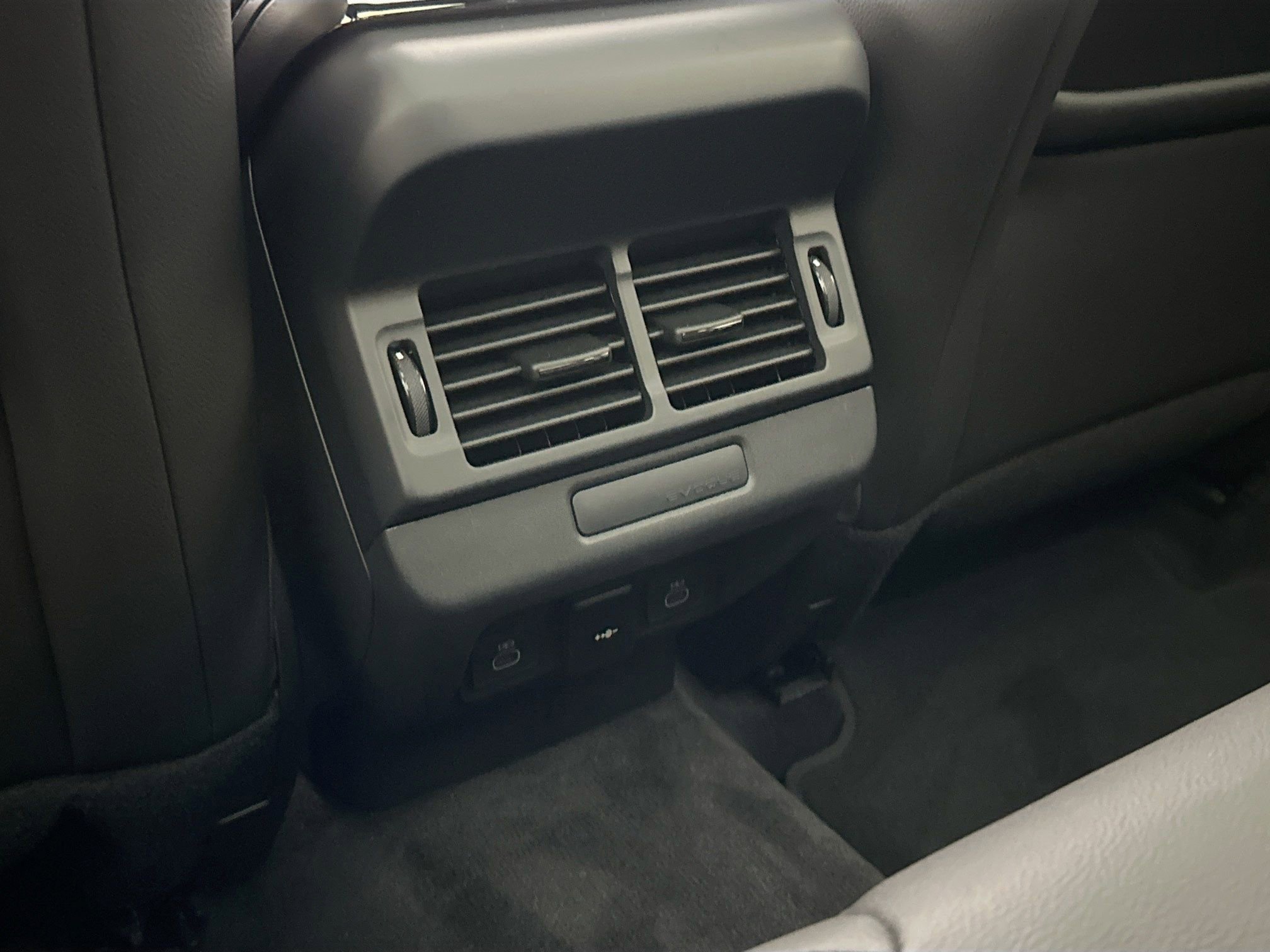 Used 2026 Land Rover Range Rover Evoque S image 23