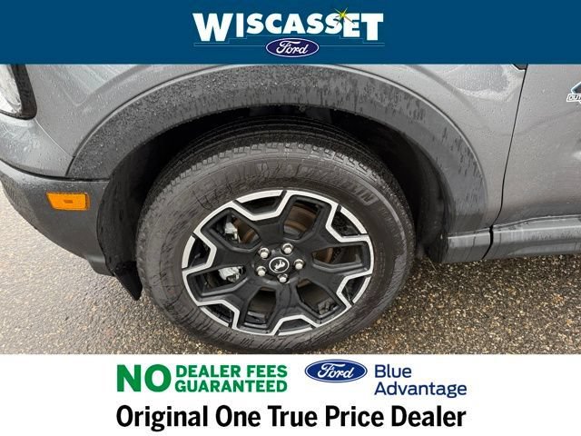 Certified 2025 Ford Bronco Sport Outer Banks w/ Outer Banks Tech Package+ AWD/4WD image 38