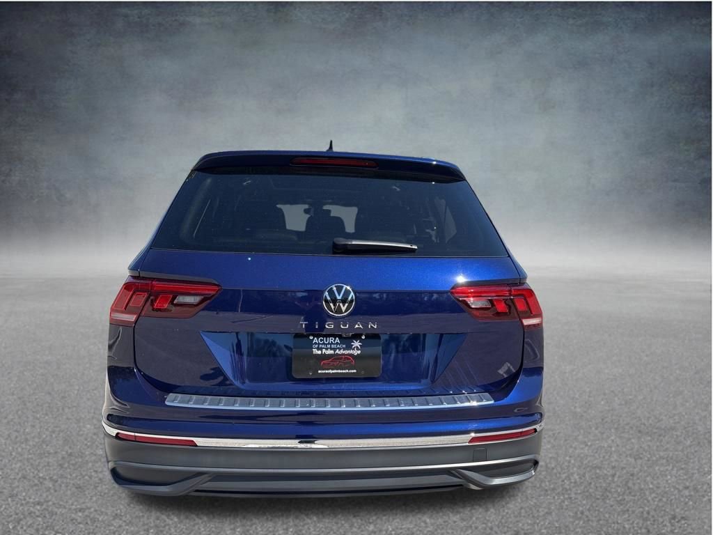 Used 2024 Volkswagen Tiguan Wolfsburg Edition image 4
