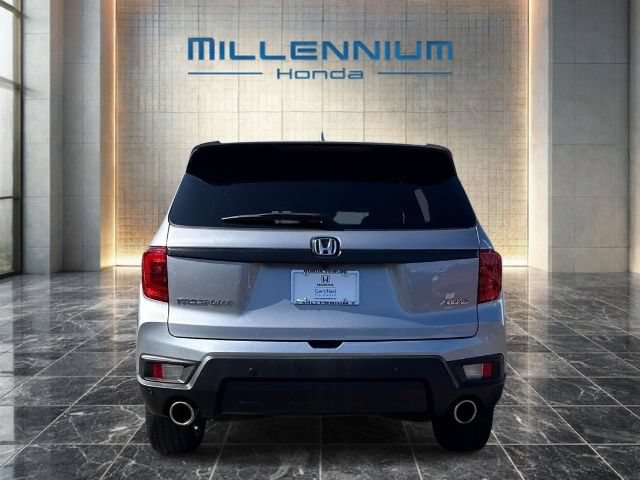 Certified 2023 Honda Passport EX-L image 4
