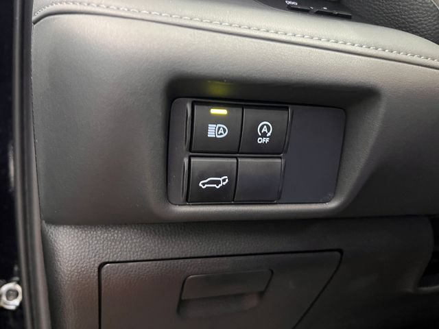 Used 2025 Toyota Highlander XSE AWD/4WD image 22