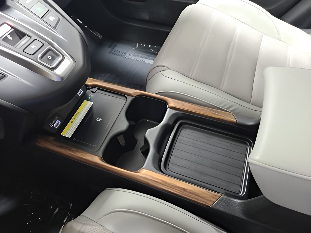 Used 2022 Honda CR-V Touring image 31