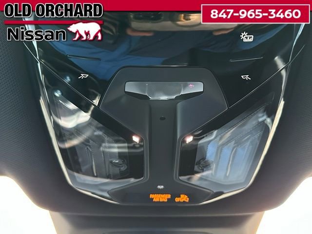 Used 2023 BMW iX xDrive50 w/ Ultimate Package 2 AWD/4WD image 18