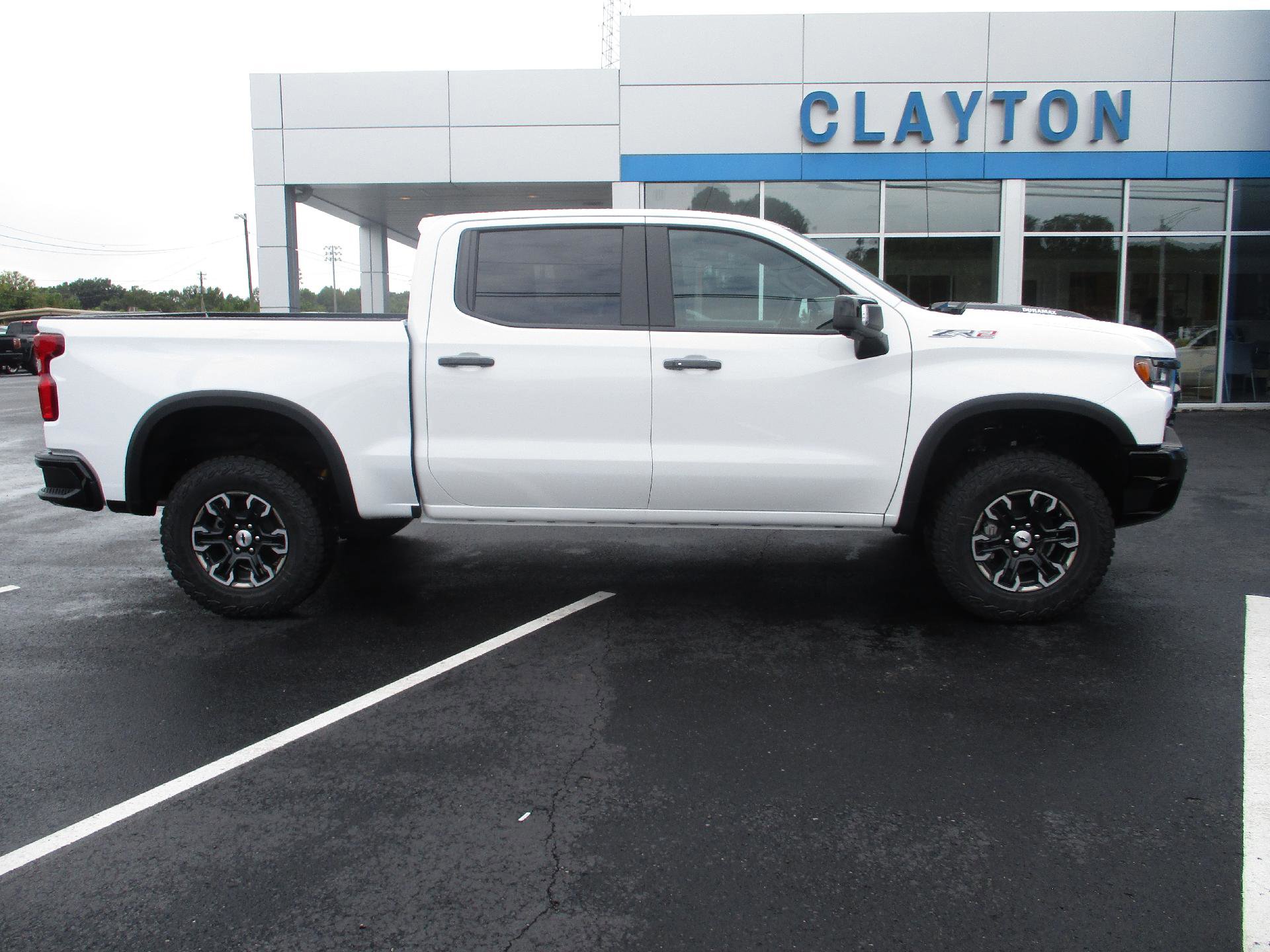 New 2026 Chevrolet Silverado 1500 ZR2 image 2