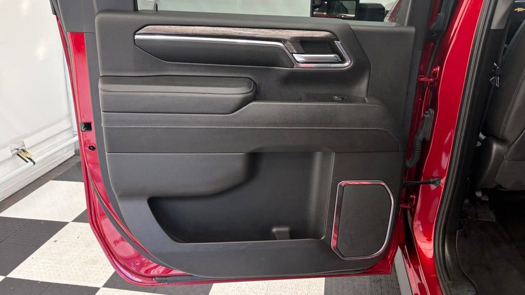 Used 2024 Chevrolet Silverado 2500 LTZ w/ LTZ Plus Package image 22