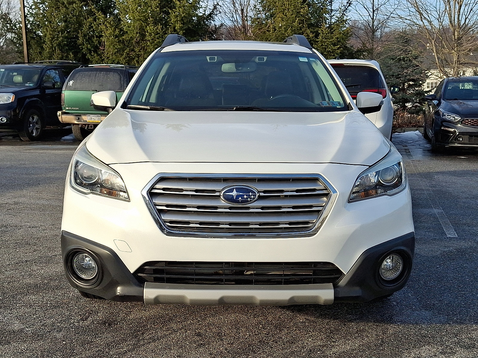 Used 2016 Subaru Outback 3.6R Limited image 2