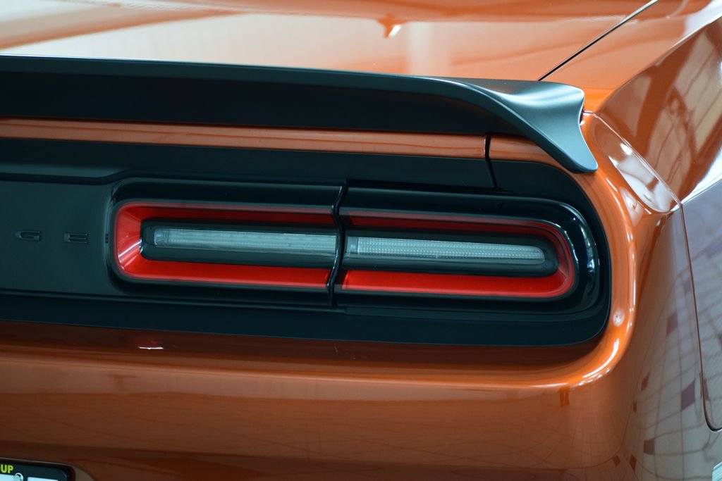 Used 2022 Dodge Challenger SRT Hellcat w/ Plus Package RWD image 19